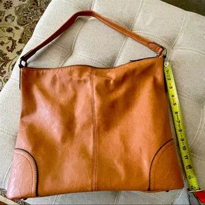 Hobo tan purse by Bass